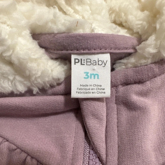 Petit Lem Romper - 3 months Fuzzy Hood - Picture 4 of 5